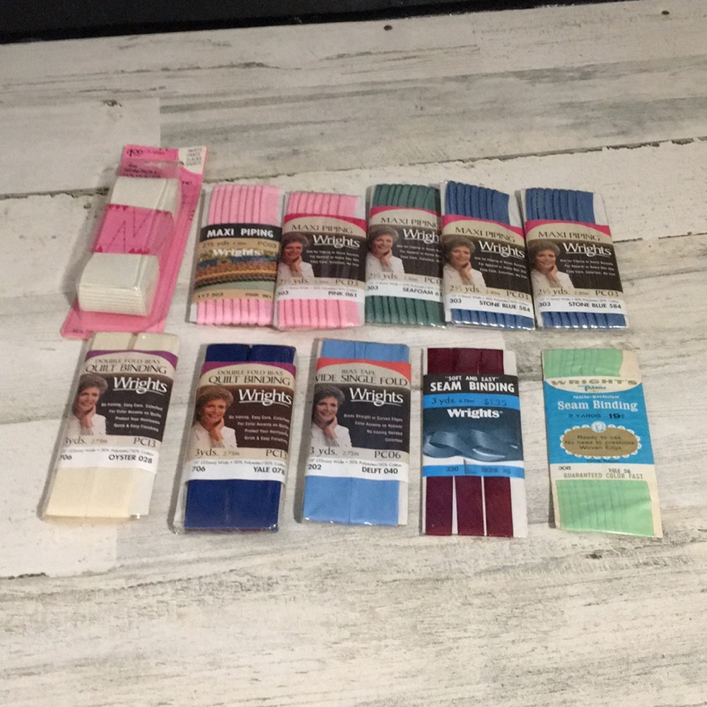 Quilt binding, maxi piping seam binding waistband elastic. Lot of vintage 1986